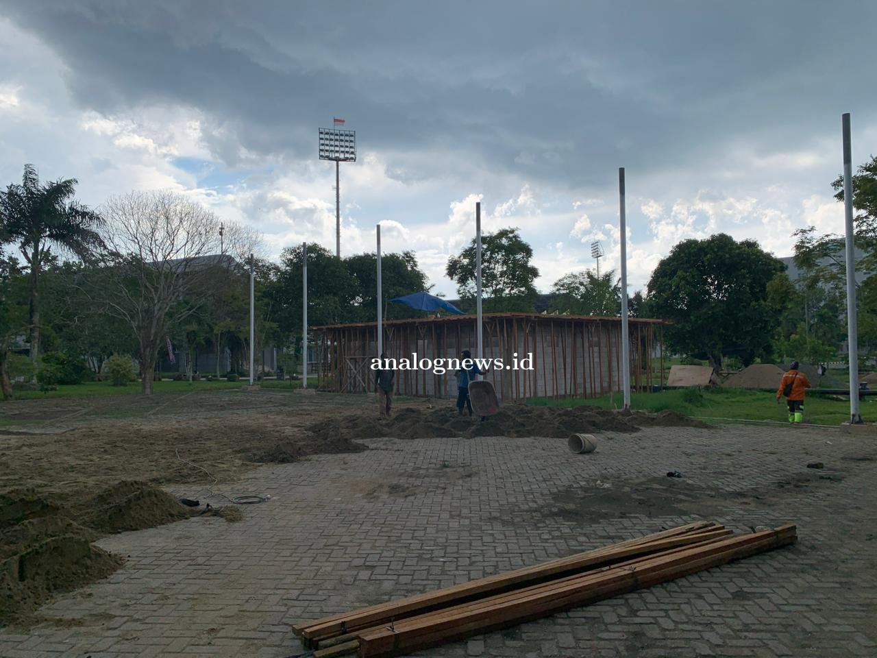 Dispora Kaltim Percepat Pengembangan Fasilitas di GOR Kadrie Oening dan Stadion Palaran