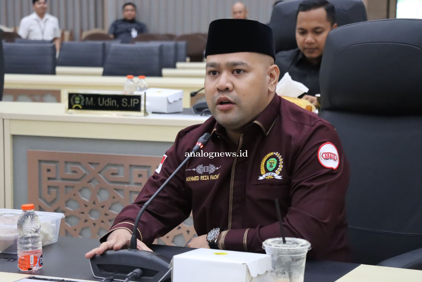 Pelajar Kaltim Menyuarakan Kebutuhan Fasilitas Pendidikan Saat Reza Fachlevi Ziarah ke Yaman