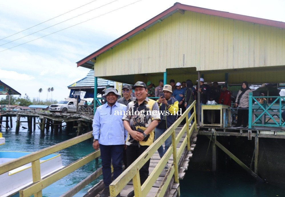 Tinjau Biduk-Biduk, Dorong Pengembangan Wisata Kelas Dunia di Berau
