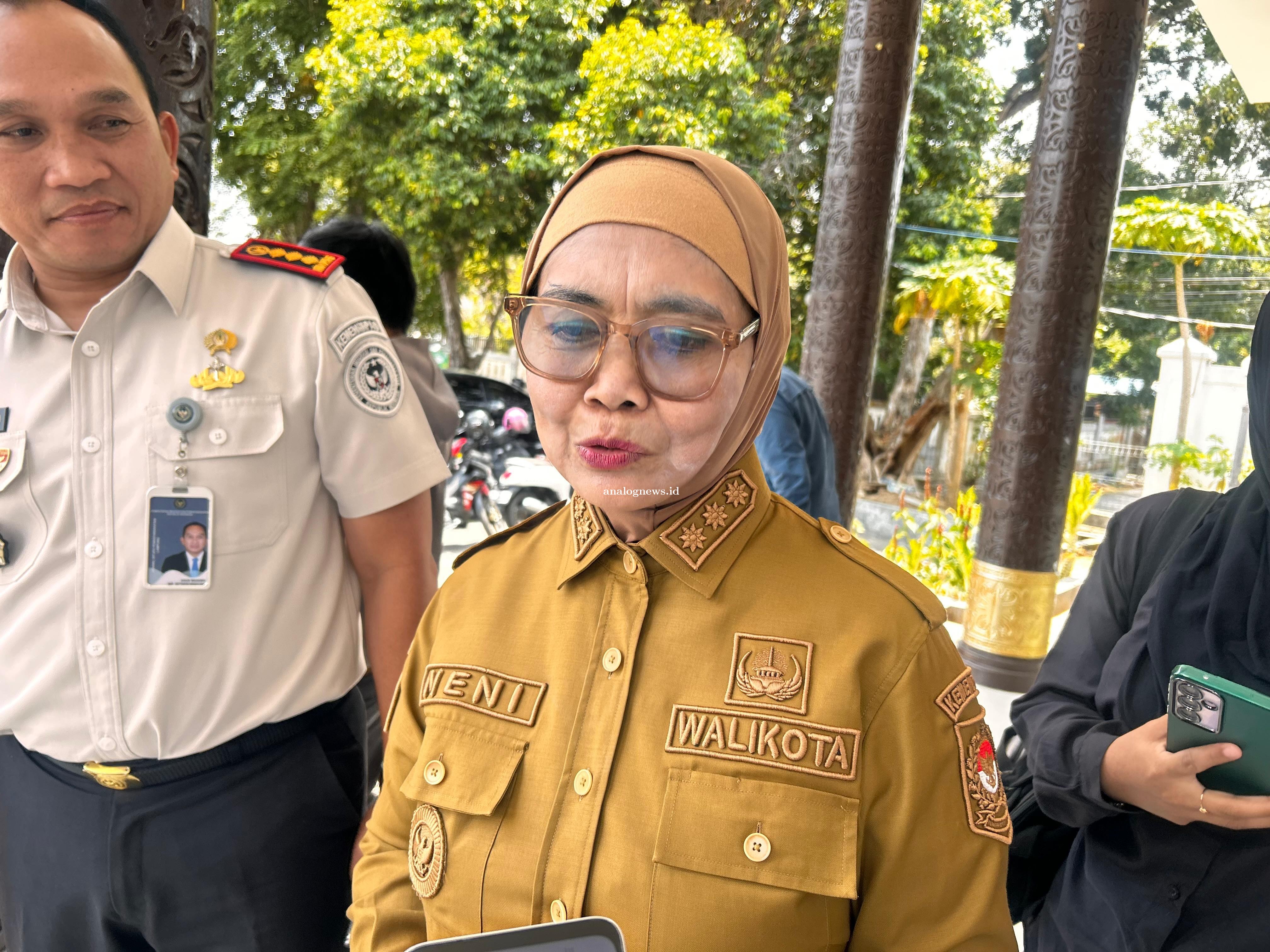 Di Tengah Tekanan Fiskal, Neni Pastikan Perlengkapan Sekolah Gratis Tetap Berlanjut