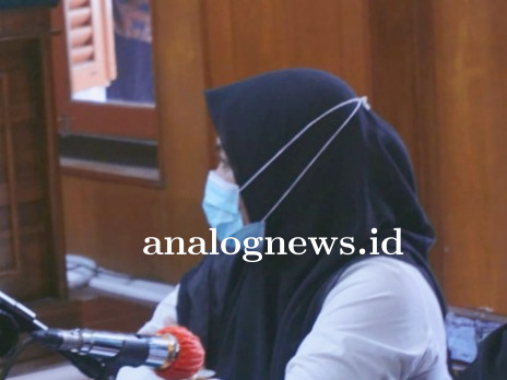 Sebut Suami Lemah Syahwat, IRT di Surabaya Didakwa 3 Bulan Penjara Percobaan 1 Tahun