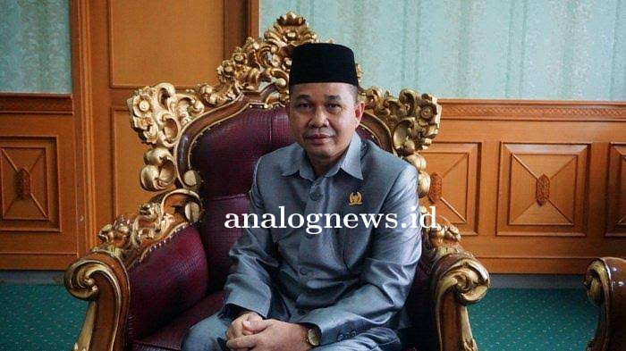 Dua Aduan soal Pelayanan Listrik dan Air Bersih dari Warga Desa Tepian Langsat Diterima Ketua DPRD K